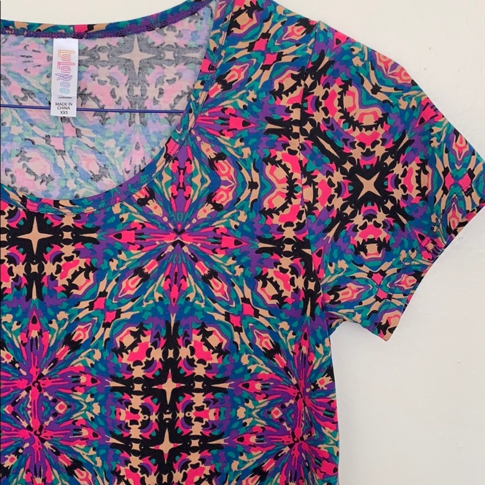 LulaRoe Classic T